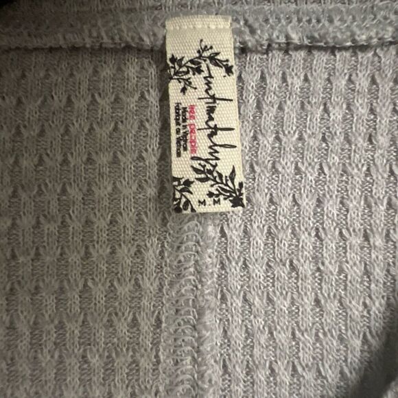 Free People Top Women Sz M One of the Girls Henley Waffle Knit Shirt Gray - Picture 5 of 15